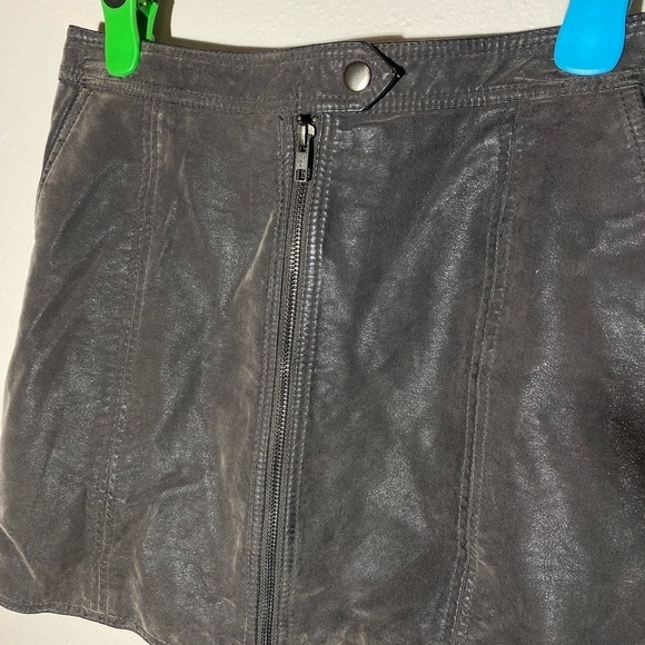 Free People get in the groove faux suede skirt - Picture 2 of 10